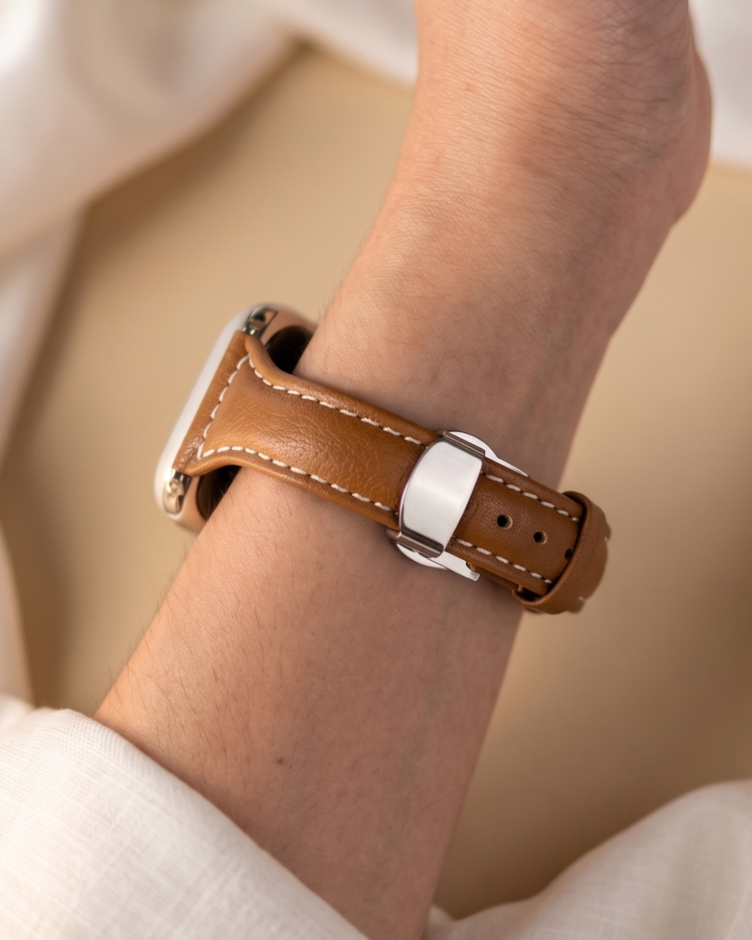Lovre Buckled Strap