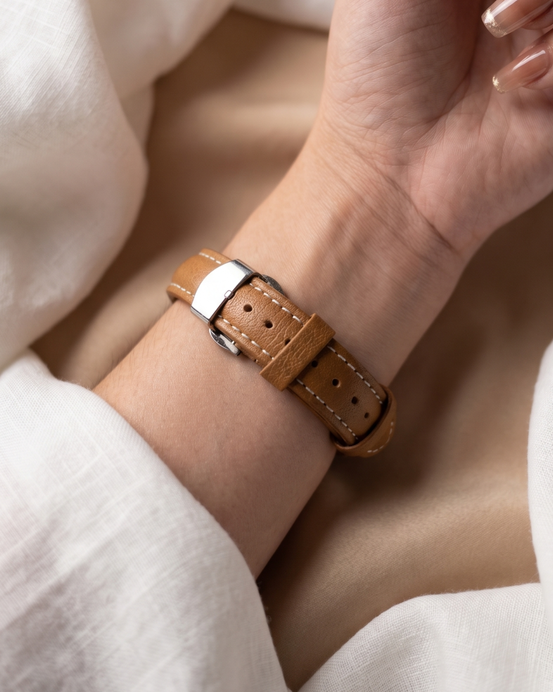 Lovre Buckled Strap